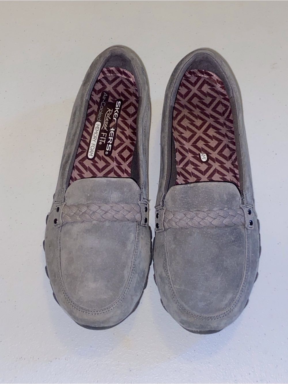 Skechers Gray Slip-On Loafers with Memory Foam Size 8